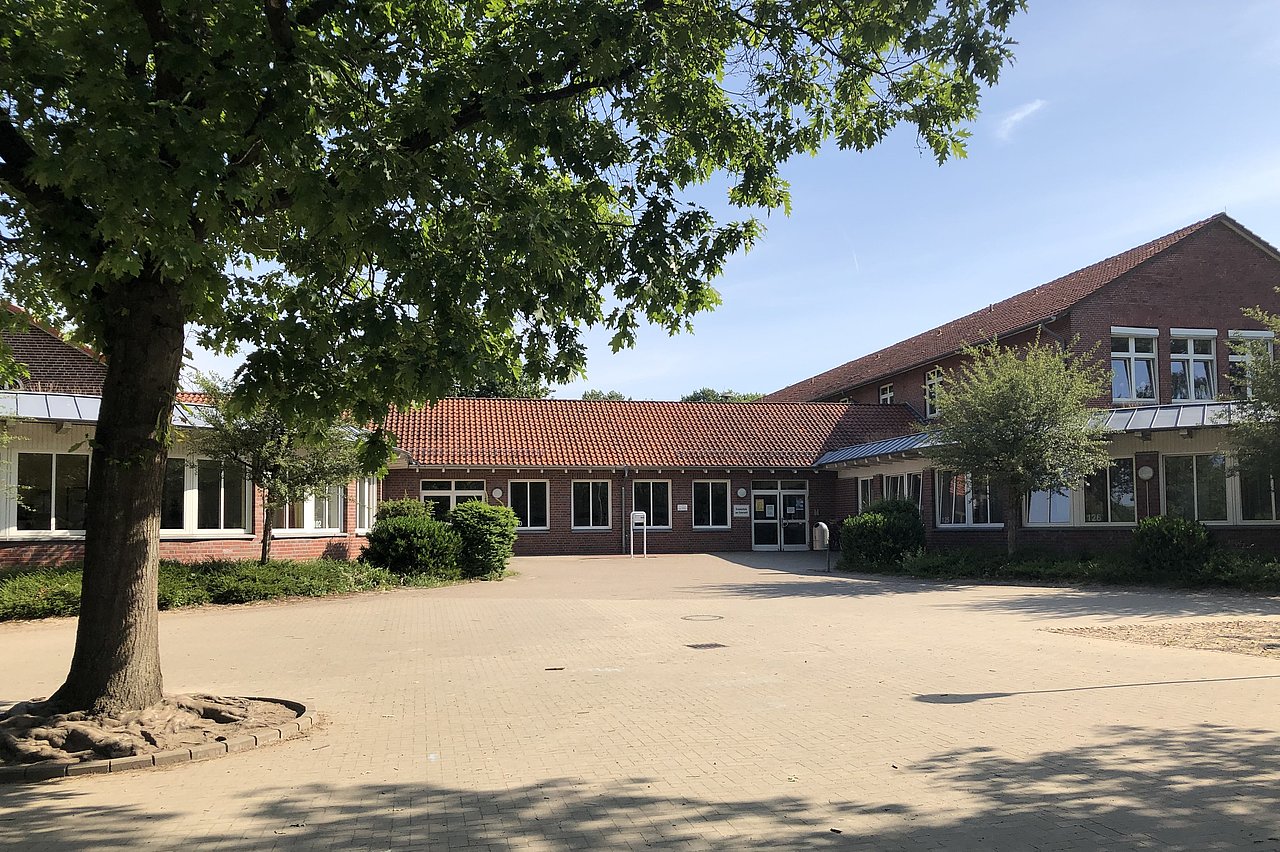 Ein Foto von der Grundschule am Osterwald.